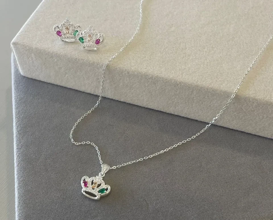 Conjunto coroa cravejado - 1