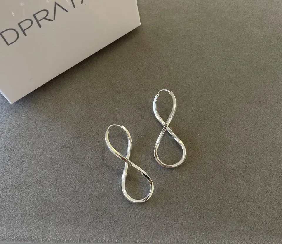 Argola infinito fio quadrado TAM M - 1