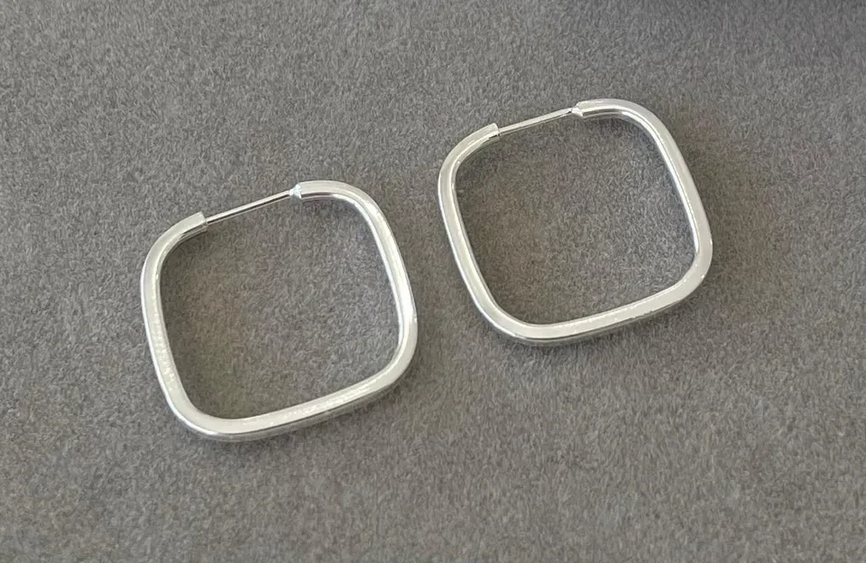 Argola fio quadrado quadrada 2x2cm - 2