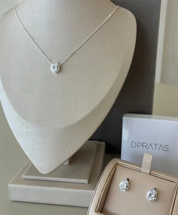 Conjunto colar + brinco gota cristal