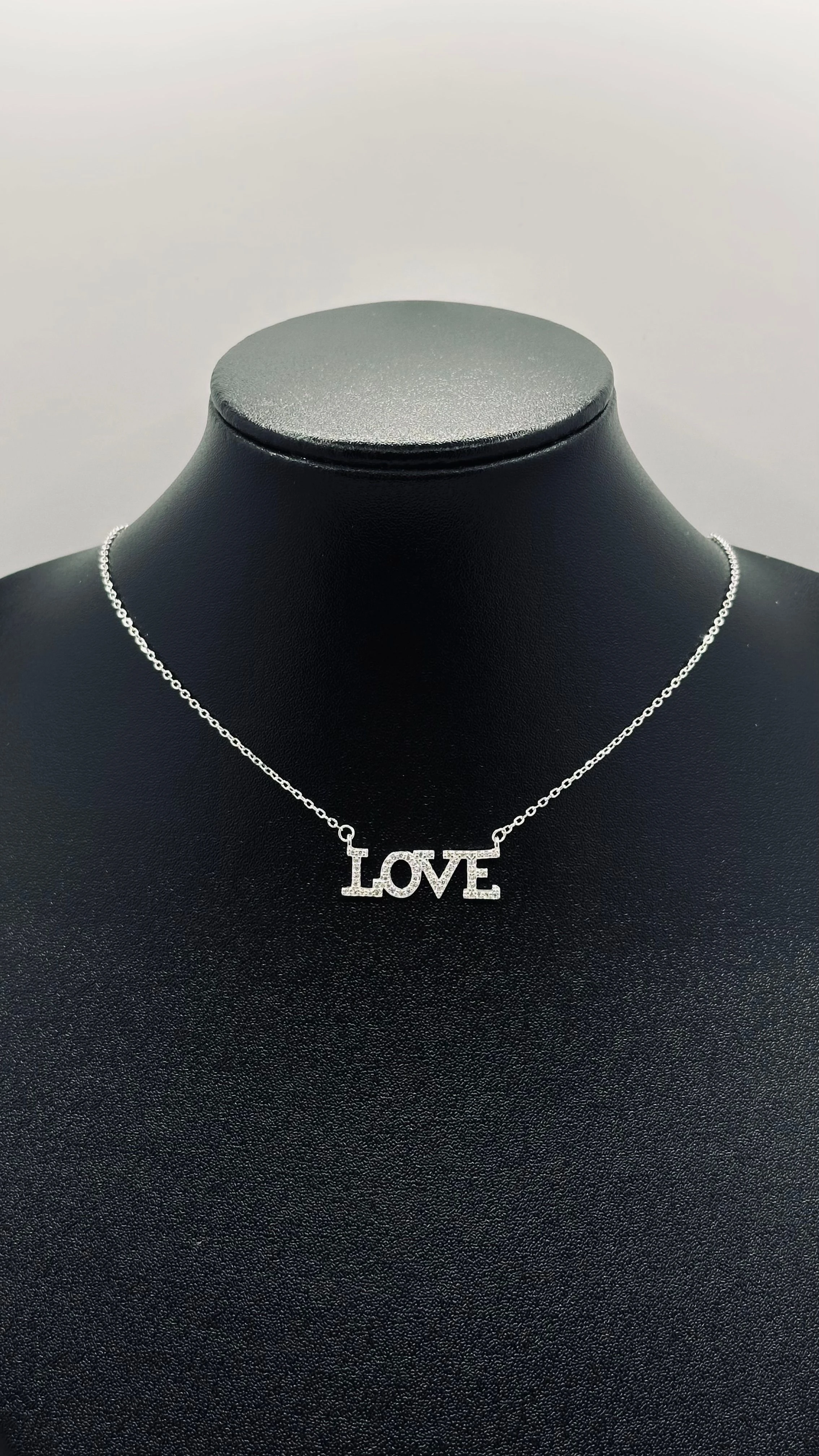 Colar Love Cravejado  - 1