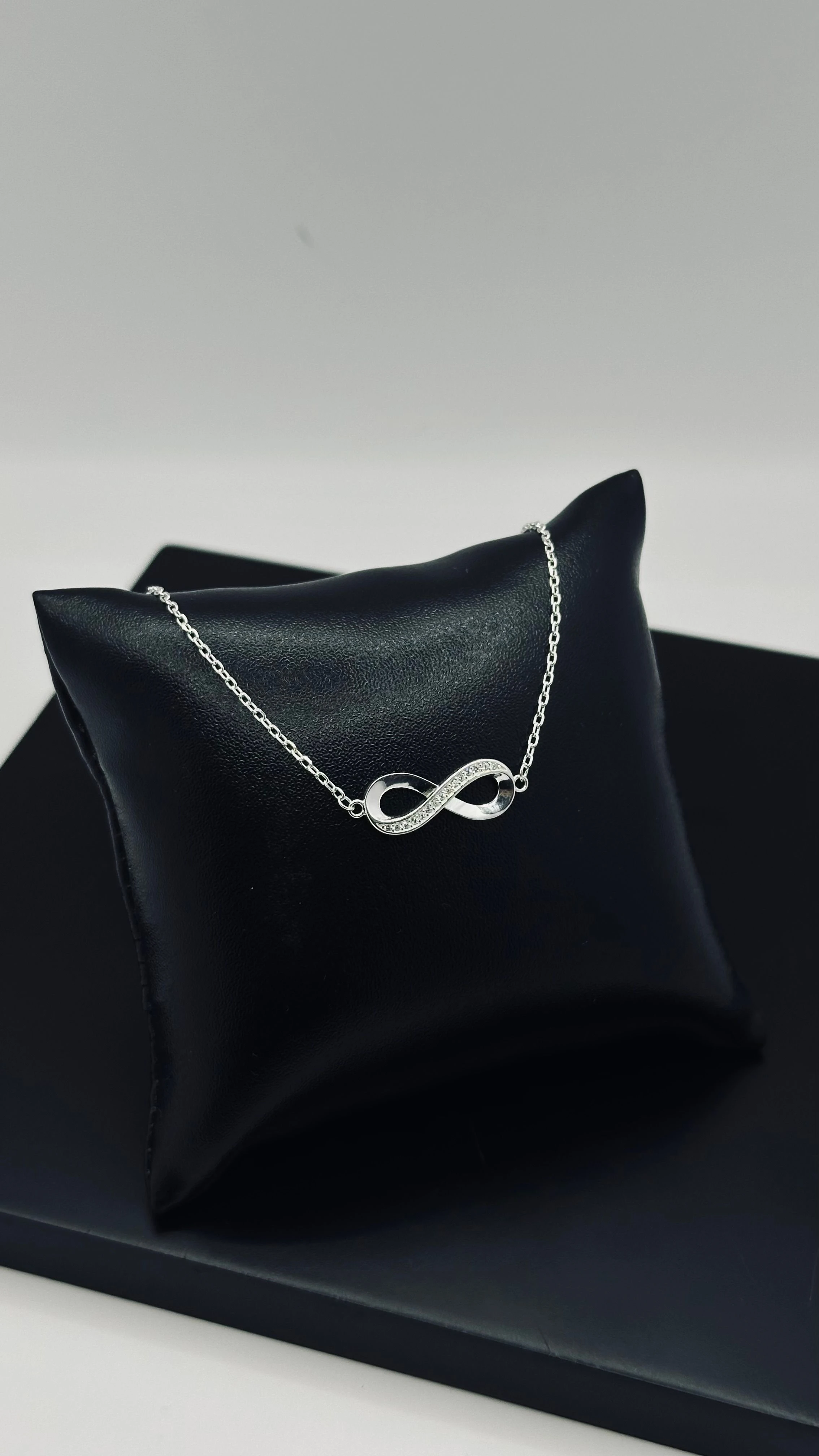 Pulseira Infinito  - 2