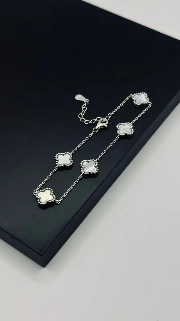 Pulseira Trevos Branco 