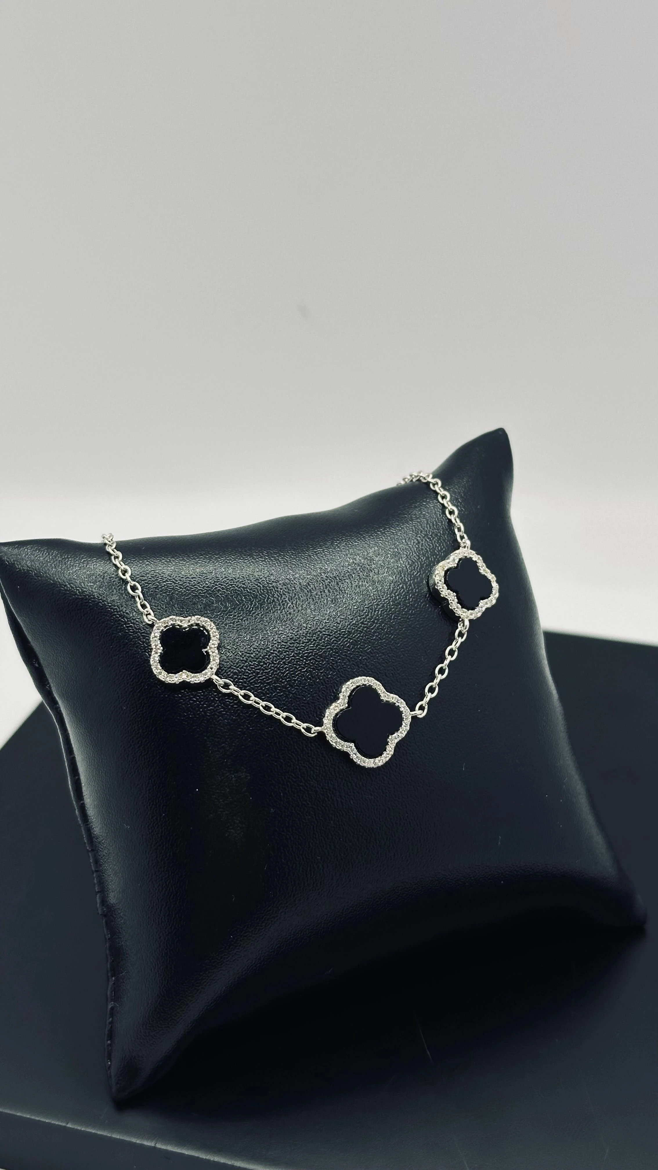 Pulseira 3 Trevos Preto - 2