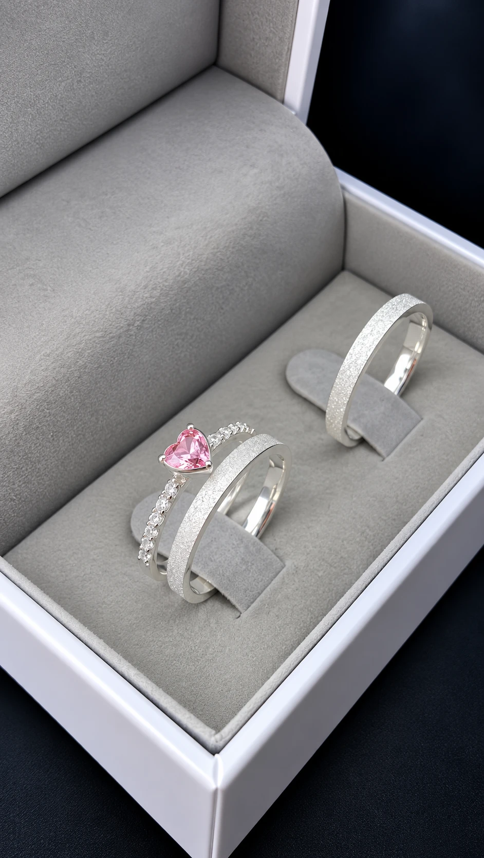 Aliança 2MM + Solitário Coração Rosa  - 1