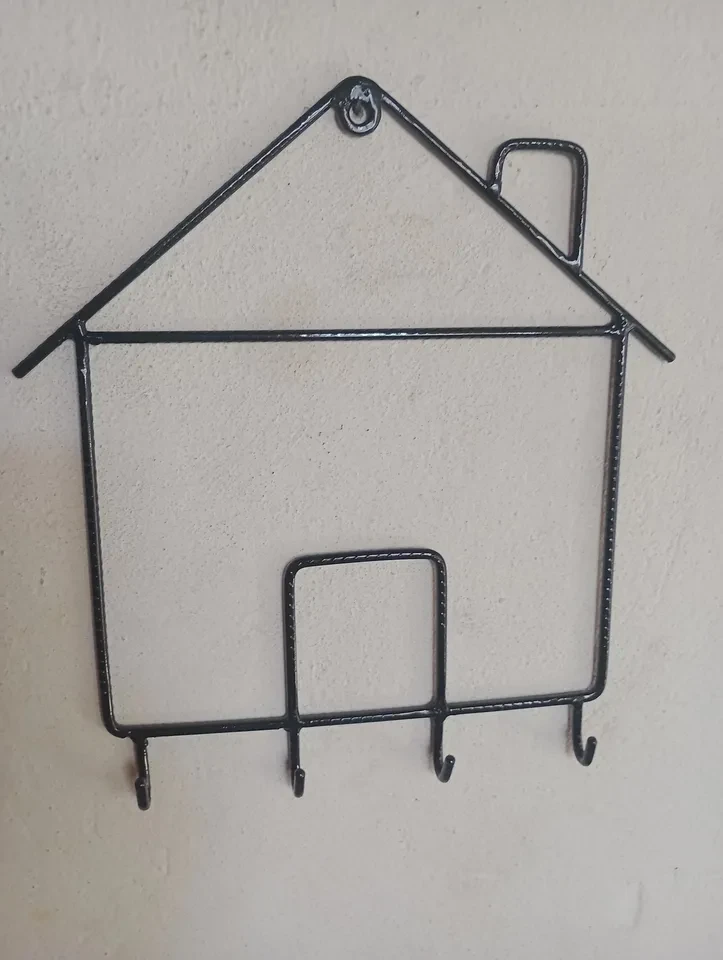 Porta chave no designer de casinha. - 2