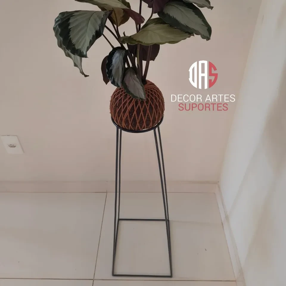 Suporte de chão p/ kokedama.(L.22xA.60cm) - 1