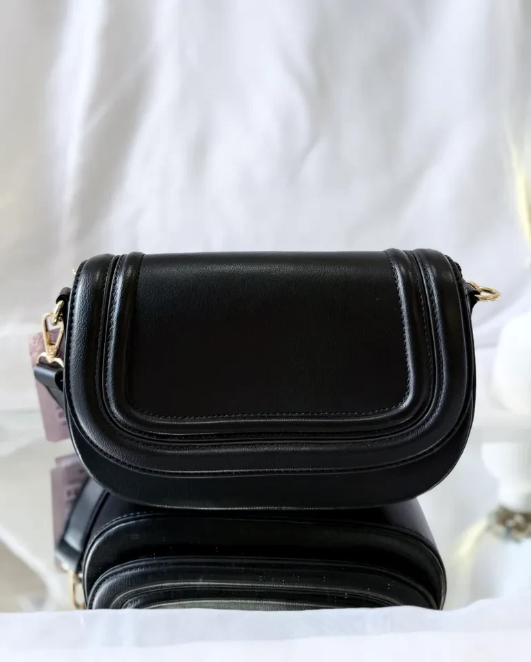 BOLSA PEQUENA PRETA ESTRUTURADA - BOL 138M - 1