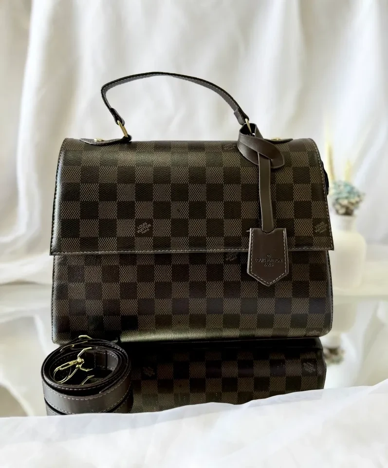BOLSA MÉDIA MARROM ESTRUTURADA LOUIS VUITTON - BRL 135 - 2