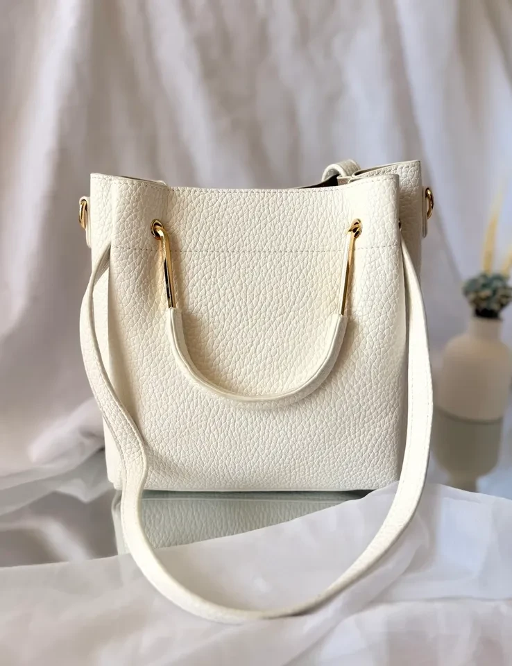 BOLSA MÉDIA BRANCA DETALHE NA ALÇA  - BOL 188 - 3