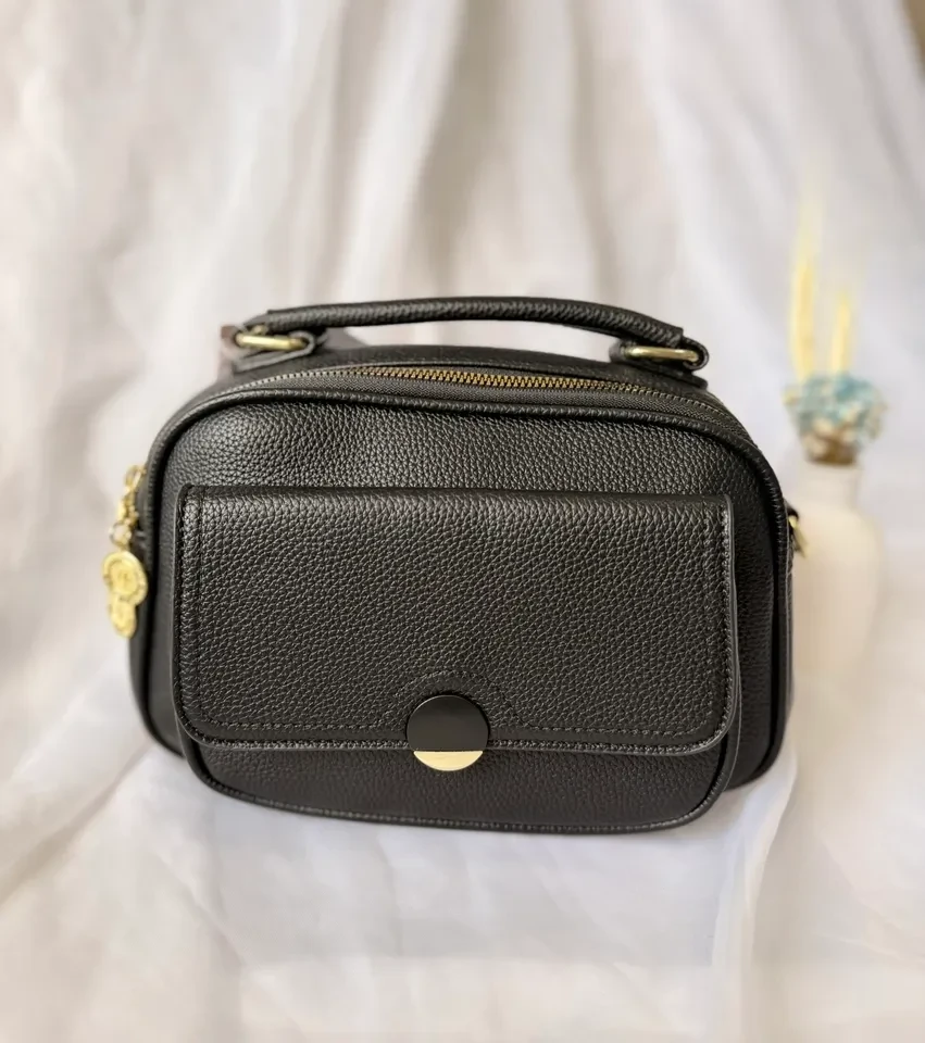 BOLSA MÉDIA PRETA COM DIVISÓRIAS - BOL 185 - 1