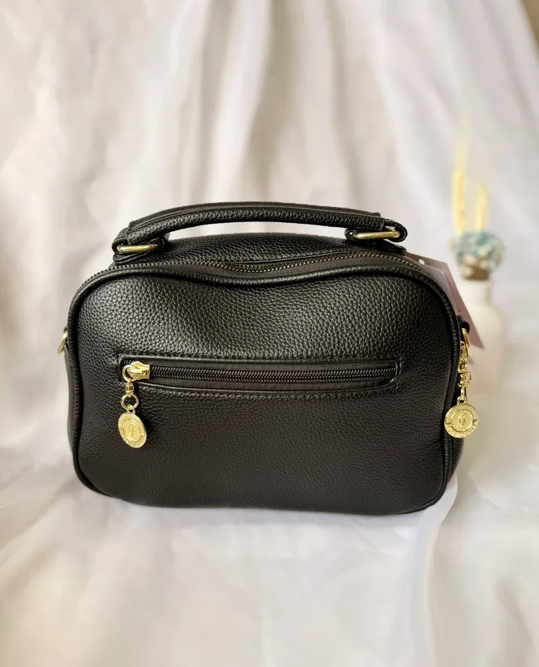 BOLSA MÉDIA PRETA COM DIVISÓRIAS - BOL 185 - 3