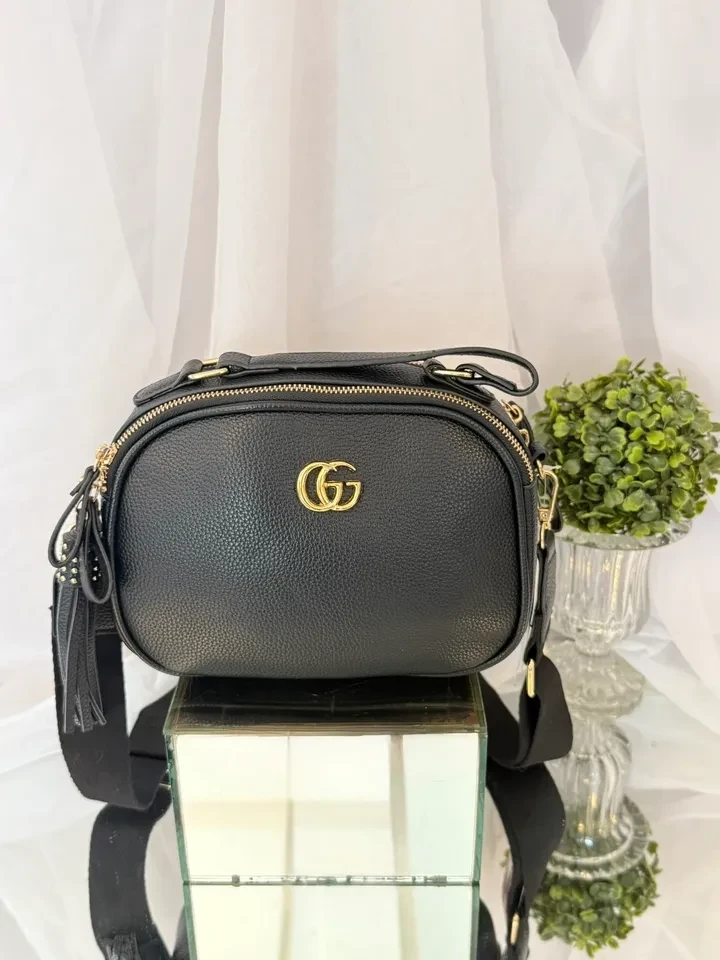 BOLSA MÉDIA PRETA GUCCI - BRL 063 - 1