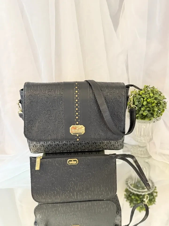 BOLSA MÉDIA PRETA VICTOR HUGO CARTEIRA ANEXA - BRL 016 - 1