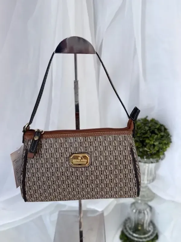 BOLSA PEQUENA MARROM VICTOR HUGO - BRL 071