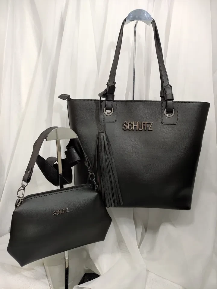 BOLSA GRANDE SCHUTZ PRETA ACOMPANHA NECESSAIRE - BRL 010 - 1