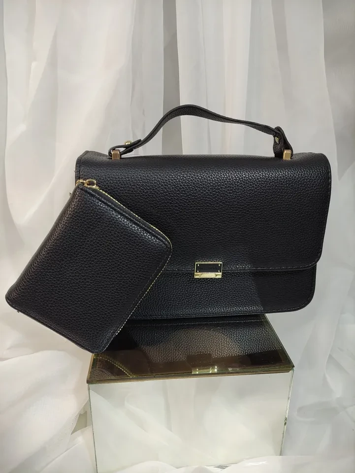 BOLSA PEQUENA PRETA ACOMPANHA CARTEIRA - BOL 084 - 1