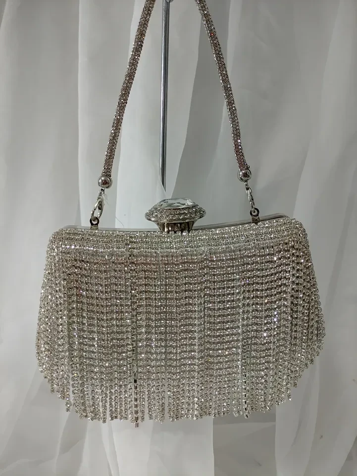 BOLSA FESTA PRATA COM CASCATA DE STRASS - BOL 141 - 1