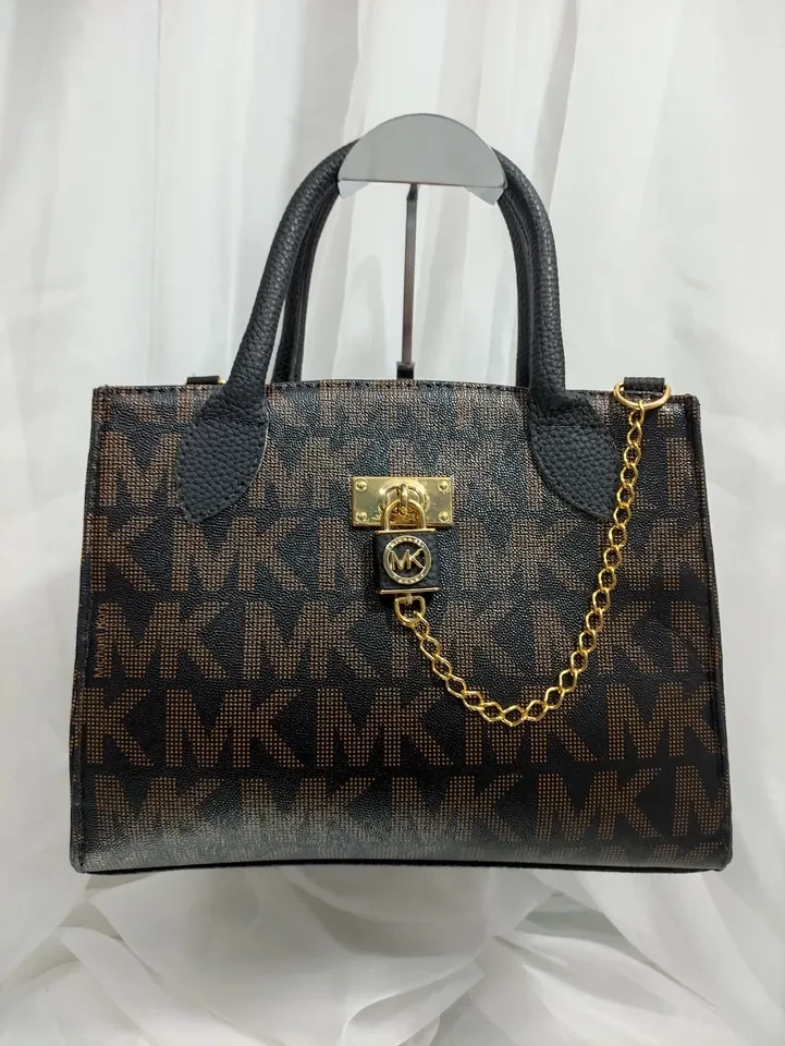 BOLSA MÉDIA MARROM MK DETALHE EM CORRENTE - BRL 014 - 1
