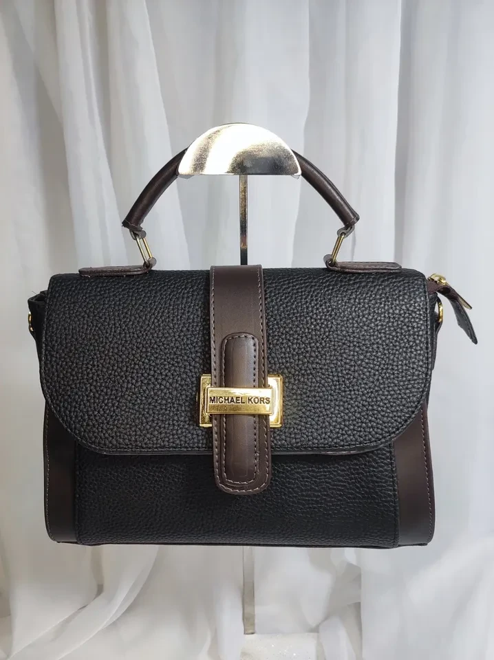 BOLSA MÉDIA PRETA COM MARROM MK - BRL 051 - 1