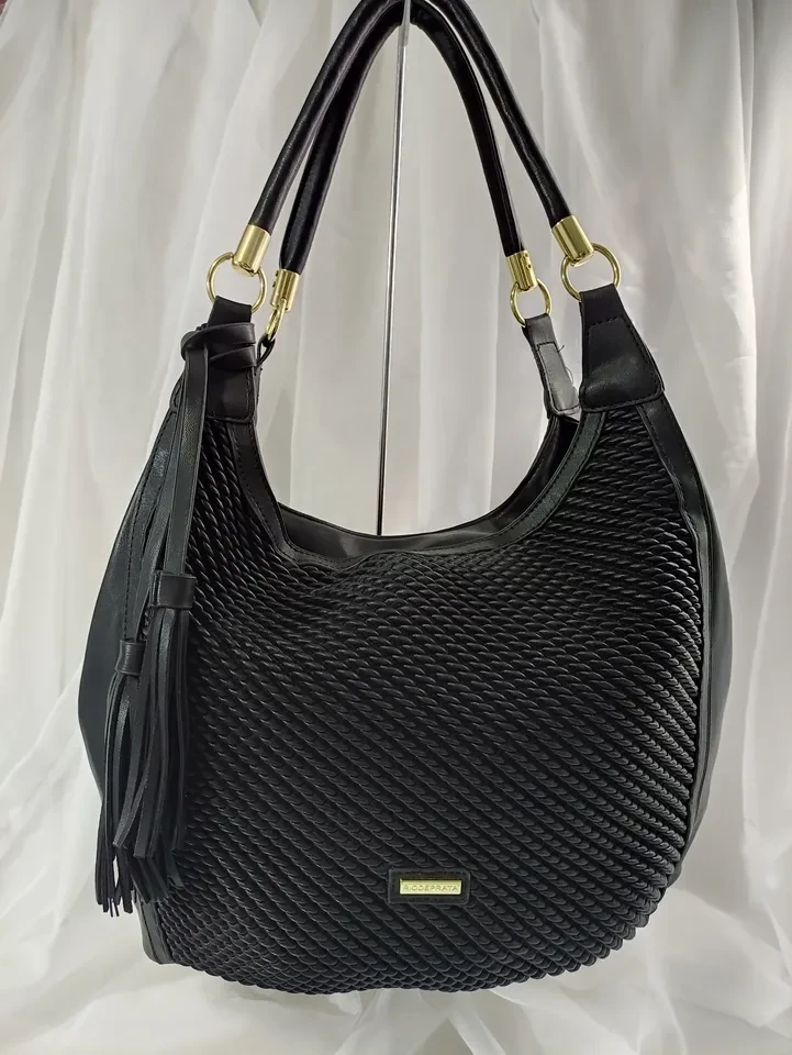 BOLSA GRANDE PRETA COM PINGENTE EM COURO - BOL 087 - 1