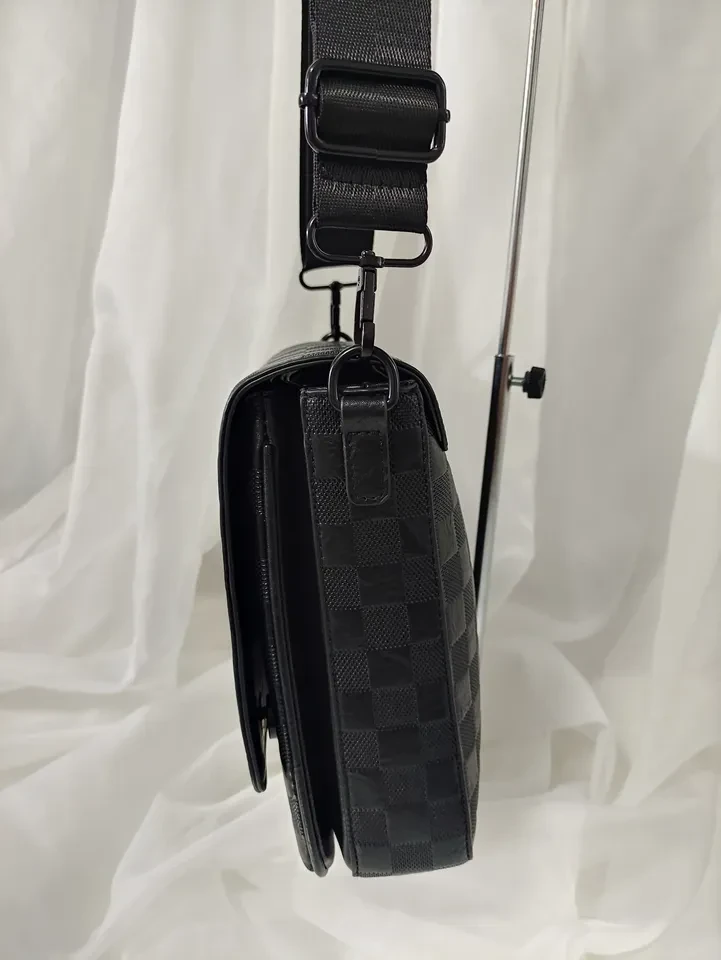 BOLSA TIRACOLO PRETA LOUIS VUITTON - BRL 101 - 3