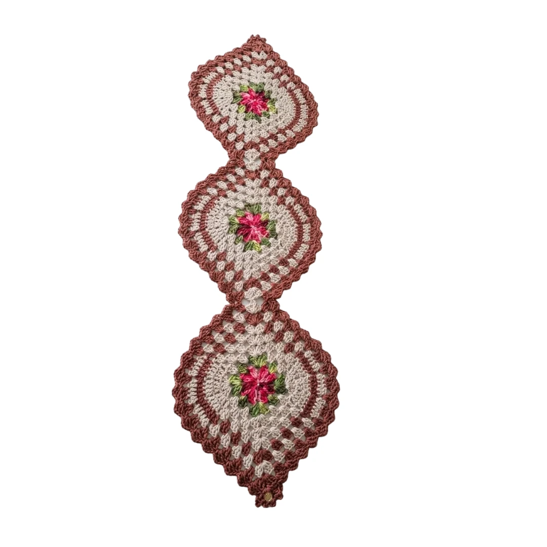 Trilho de Mesa em Crochê Folha Floral Telha - 1