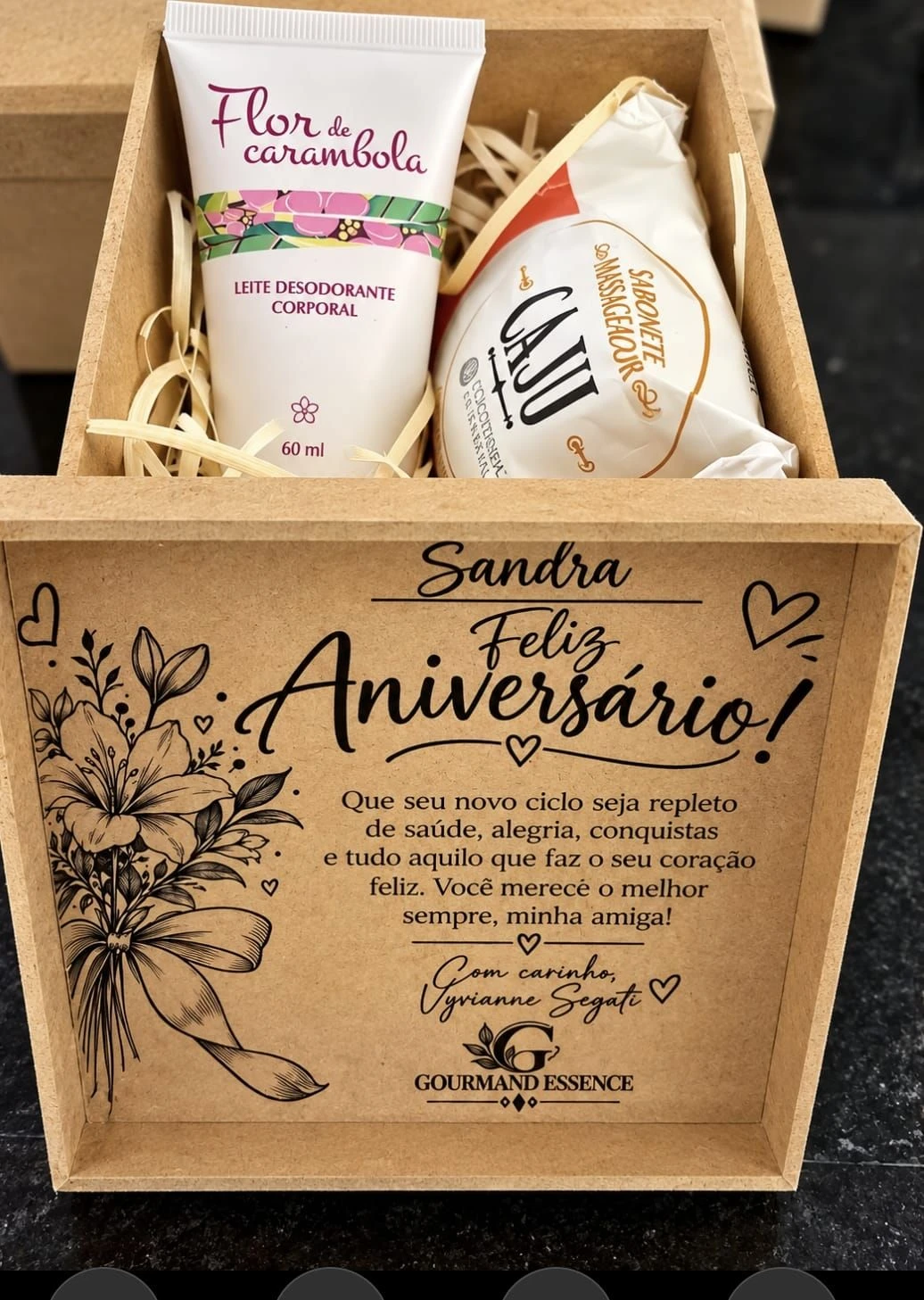 Mini Caixa Presenteável em MDF - 2