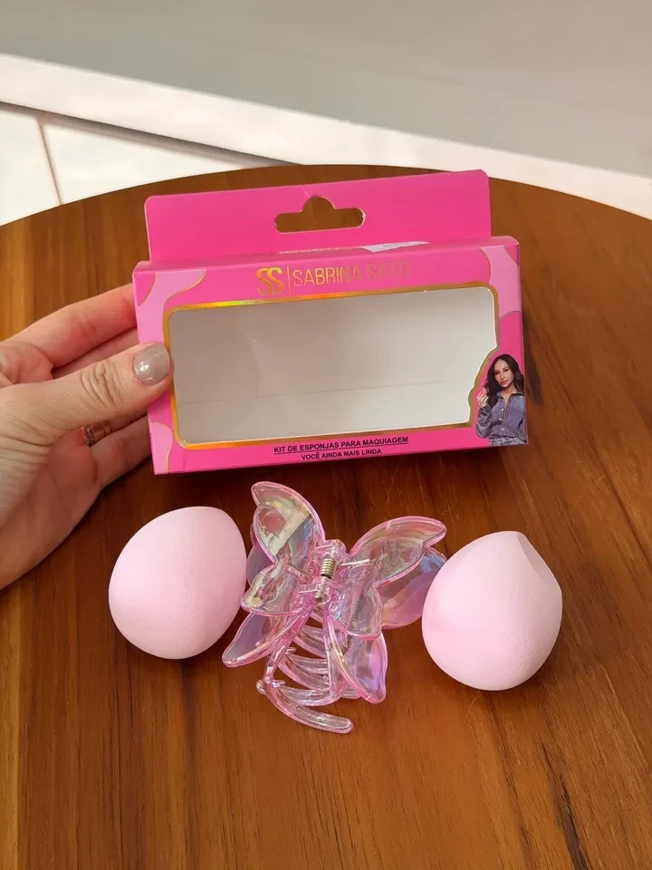 Kit com duas esponjas faciais de base + presilha borboleta - Sabrina Sato - 2