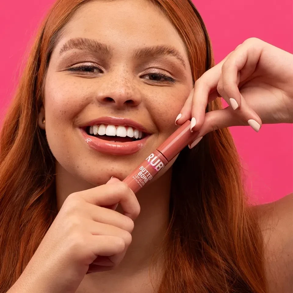 Gloss labial butter bomb - cor snatched  - 5