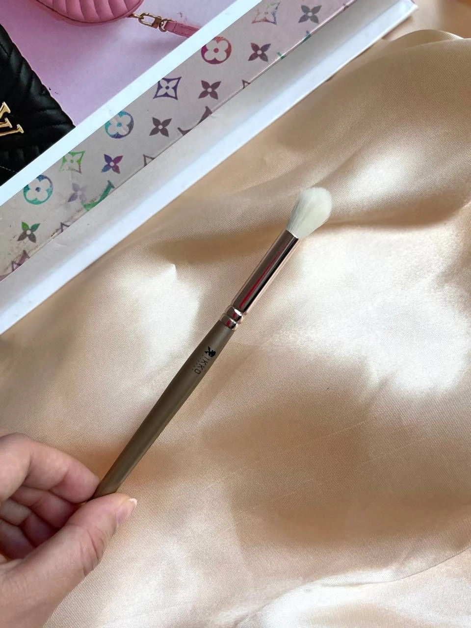 Pincel para esfumado e iluminador - IKKO MAKEUP (80015) - 2
