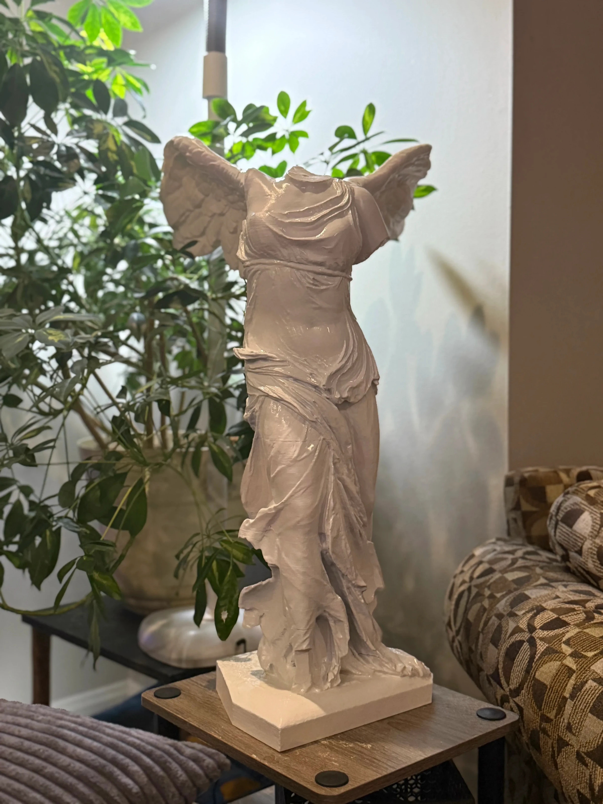 Escultura Vitória de Samotrácia Clássica em Gesso – Replicagem de Arte Helenística - 4