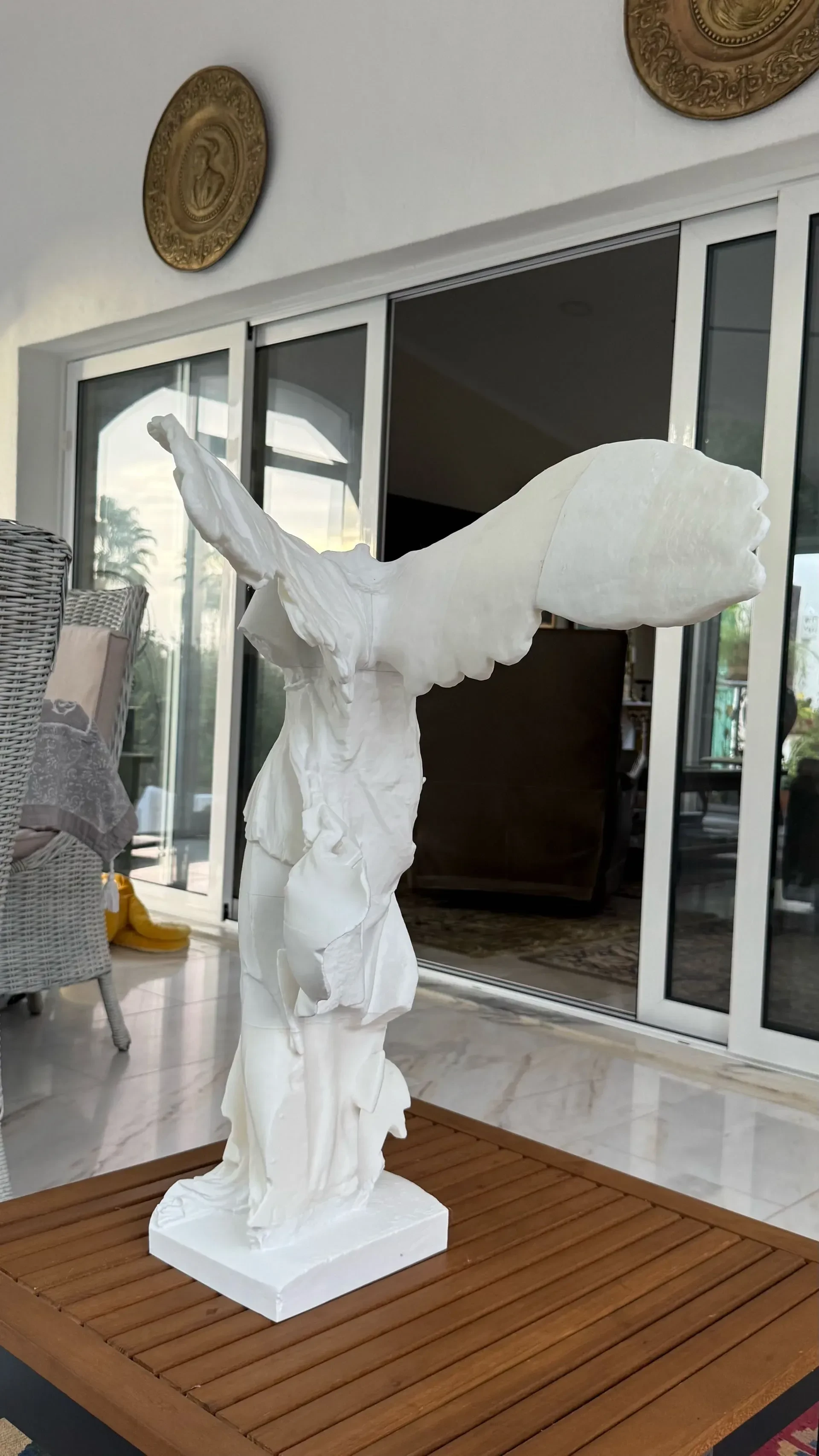 Escultura Vitória de Samotrácia Clássica em Gesso – Replicagem de Arte Helenística - 5